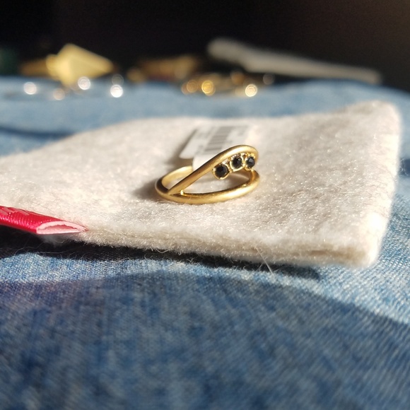 Madewell Jewelry - Madewell Black Gem Ring